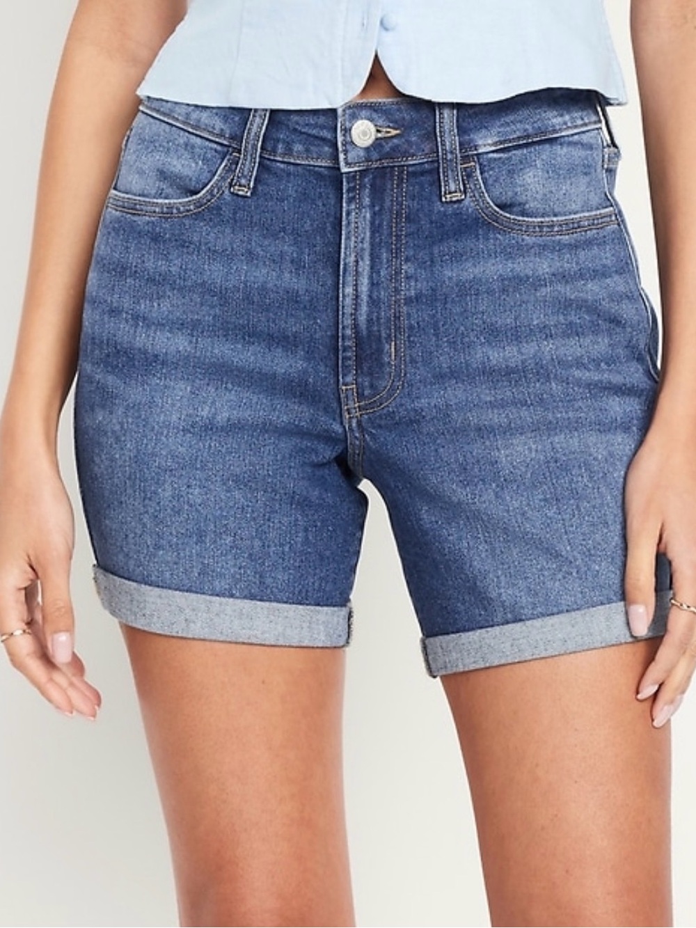 Old Navy Mid-Rise Rolled Hem Denim Shorts - Blue Wash